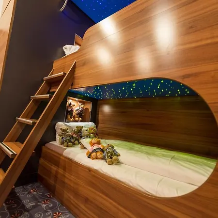 Готель Prinzhotel Rothenburg 4*