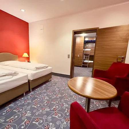 Hotel Prinzhotel Rothenburg 4*