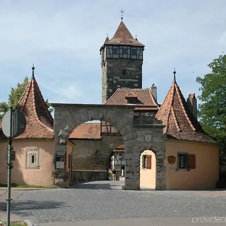 Prinzhotel Rothenburg מלון רוטנבורג אוב דר טאובר