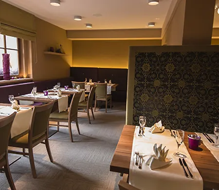 Готель Prinzhotel Rothenburg 4*